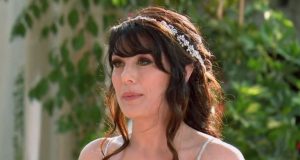 Mariés au premier regard : Emilie se lance dans un changement capillaire Mariés au premier regard Emilie changement capillaire