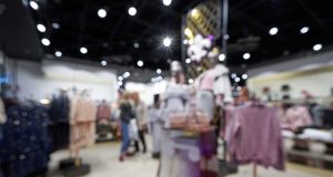 Il vous faut ce blazer beige H&M pour le printemps blazer beige H&M