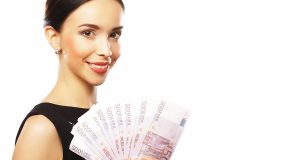 Voici les 3 signes astrologiques qui vont être vraiment blindés d’argent cet été