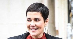 Cristina Cordula fait l’unanimité avec son pantalon en cuir Cristina Cordula pantalon en cuir