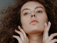 Eyebrow extensions ou Brow lift sourcils : que choisir ? sourcils