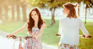 En avril, ne te découvre pas d’un fil. Certes, mais quoi porter ? En avril, ne te découvre pas d'un fil